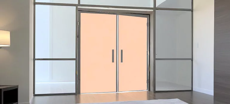 Professional Accordion Door Repair in Richmond West, FL