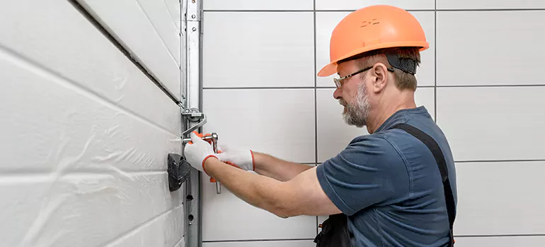 Commercial Garage Door Repair in Richmond West, FL