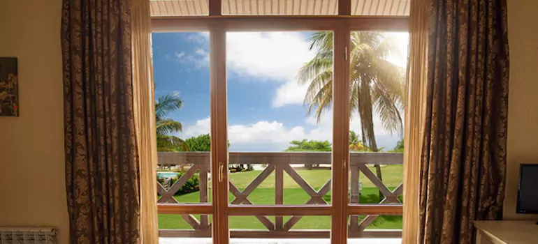 Residential Garden Window Enclosure Repair in Richmond West, FL