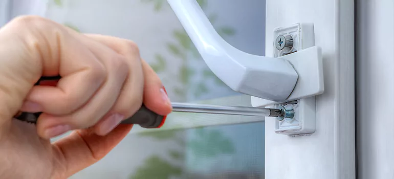 Window Crack Repair in Richmond West, FL