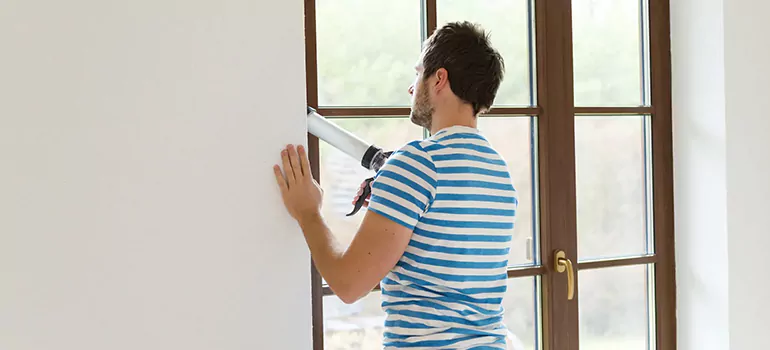 Outdoor Waterproof Caulk in Richmond West, FL