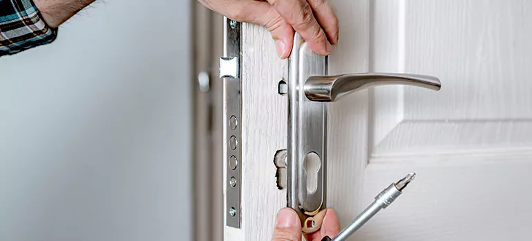 Front Door Knob Repair in Richmond West, FL