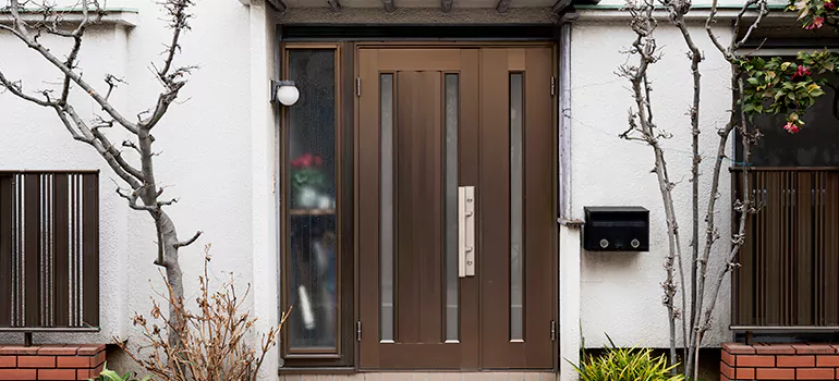 Auto Door Panel Repair in Richmond West, FL