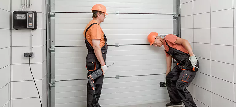 Garage Door Repair Company in Richmond West, FL