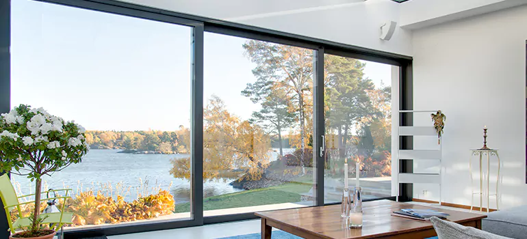 Custom Residential Window Tinting in Richmond West, FL