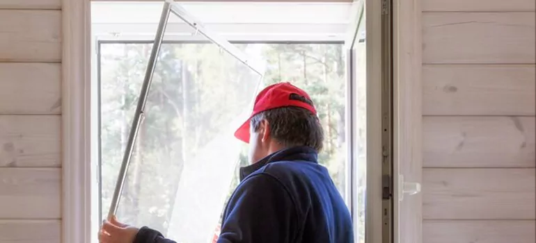 Expandable Window Screen Installation in Richmond West, FL